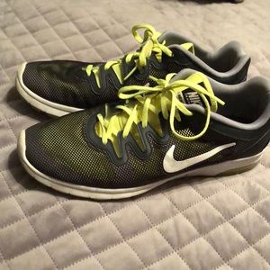 Sick Black and Yellow Nikes!!